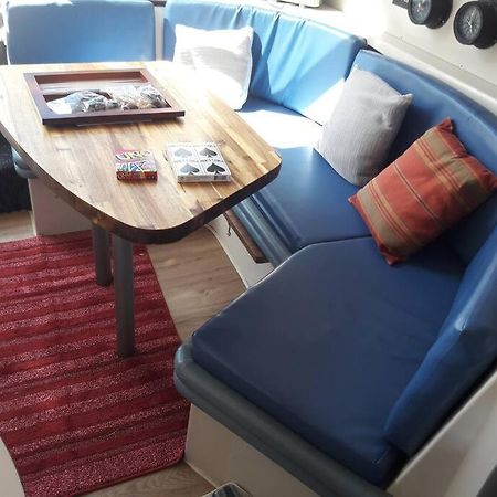 Yacht Stay Providence Marina ภายนอก รูปภาพ